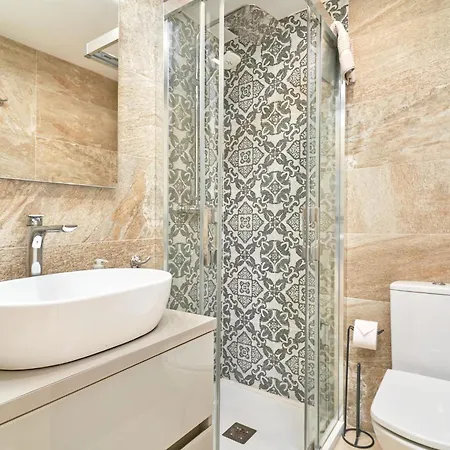 Urbanizacion Fuentes De * נרחה