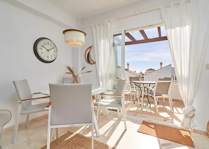 Urbanización Fuentes De Apartamento Nerja