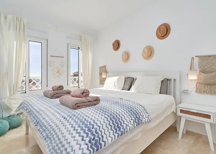 Urbanización Fuentes De Apartamento *