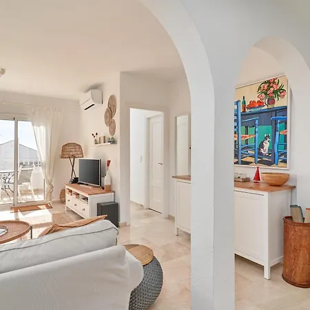 Urbanizacion Fuentes De شقة نيرخا