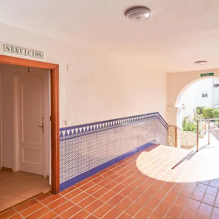 Urbanizacion Fuentes De * نيرخا